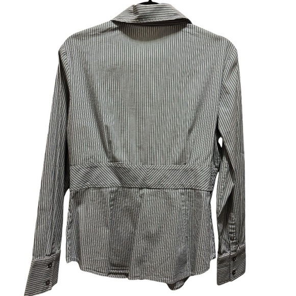 DONATED ❌ EXPRESS  Design Studio, Fitted Waist Shirt,Sz L - Picture 2 of 10